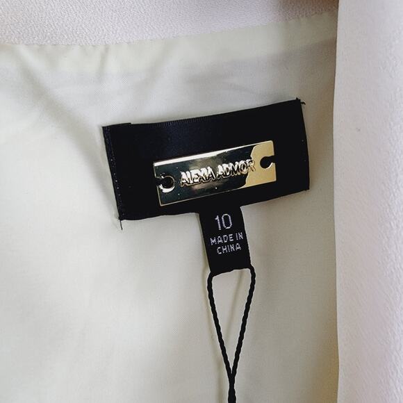 NEW Alexia Admor Phoebe Cream Satin Wrap Style Long Sleeve Dress - Picture 8 of 15